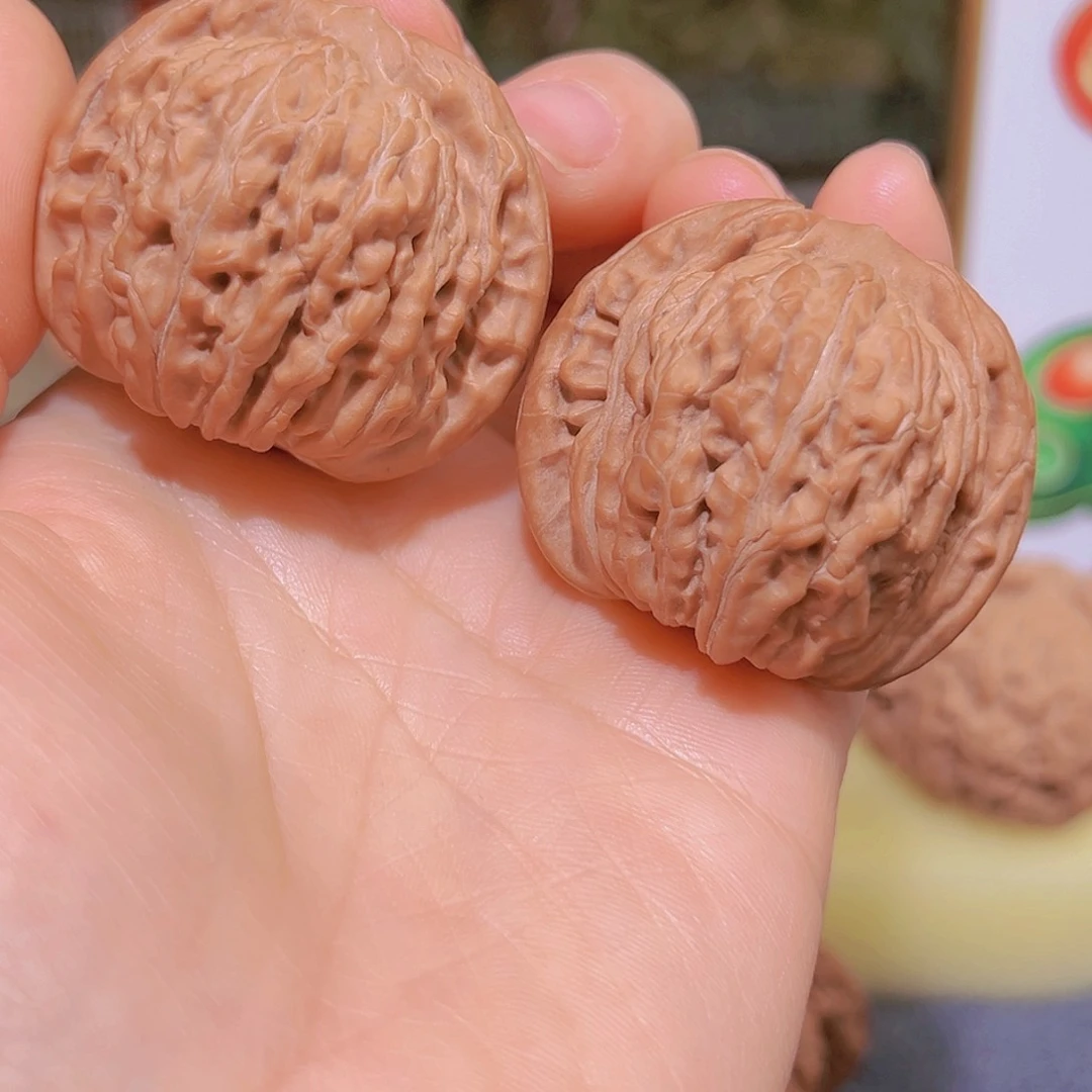 文玩核桃吊坠A****o汉高楼