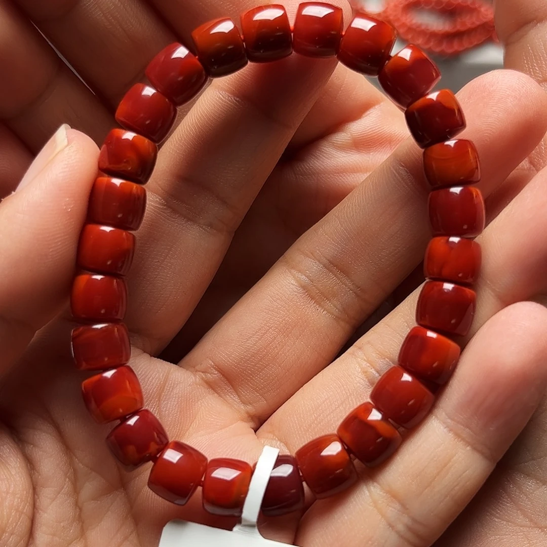 南红玛瑙未镶嵌珠宝奇石