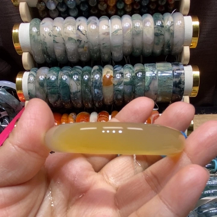 手镯玛瑙/玉髓未镶嵌49口