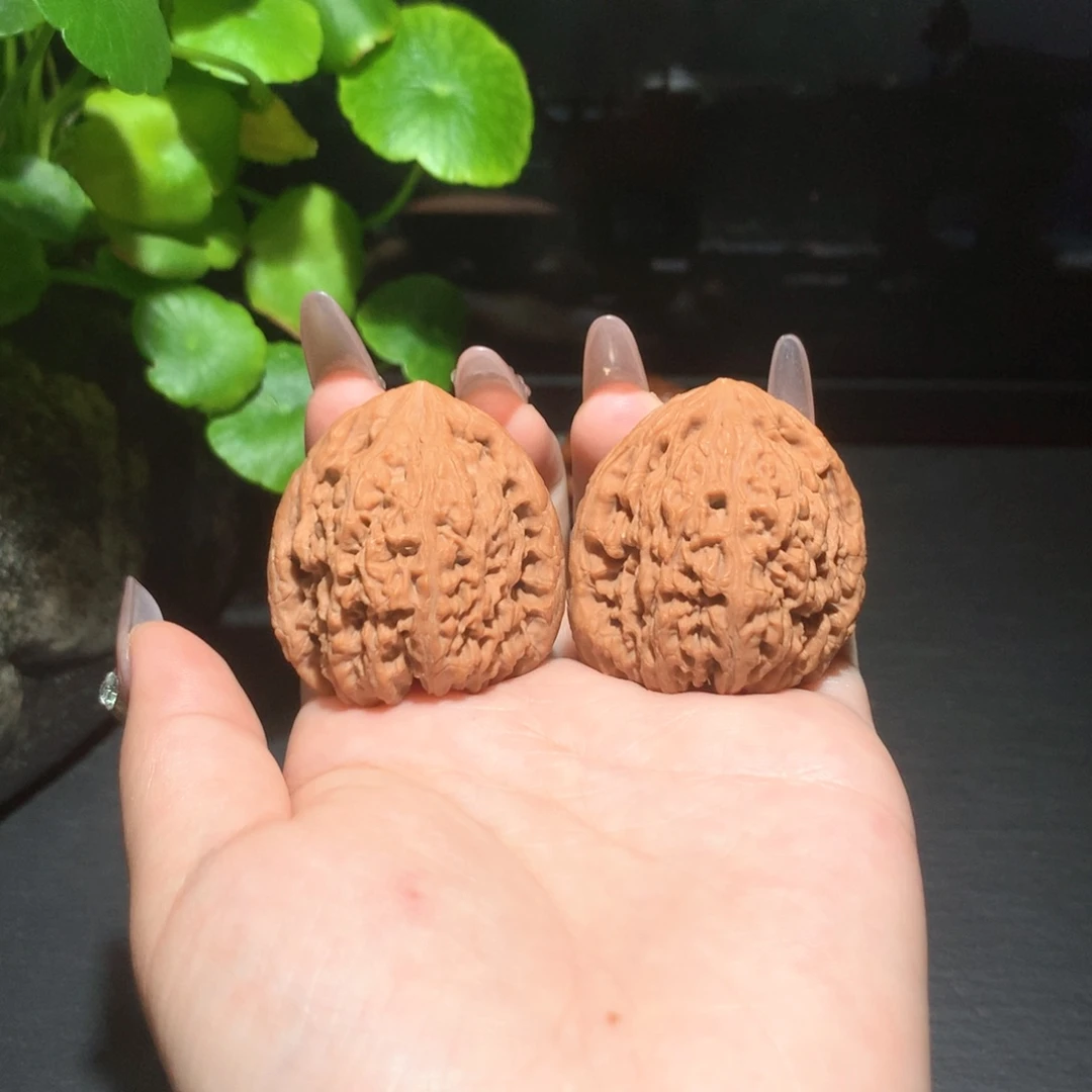 文玩核桃吊坠刘志瑞橘皮南疆石052503