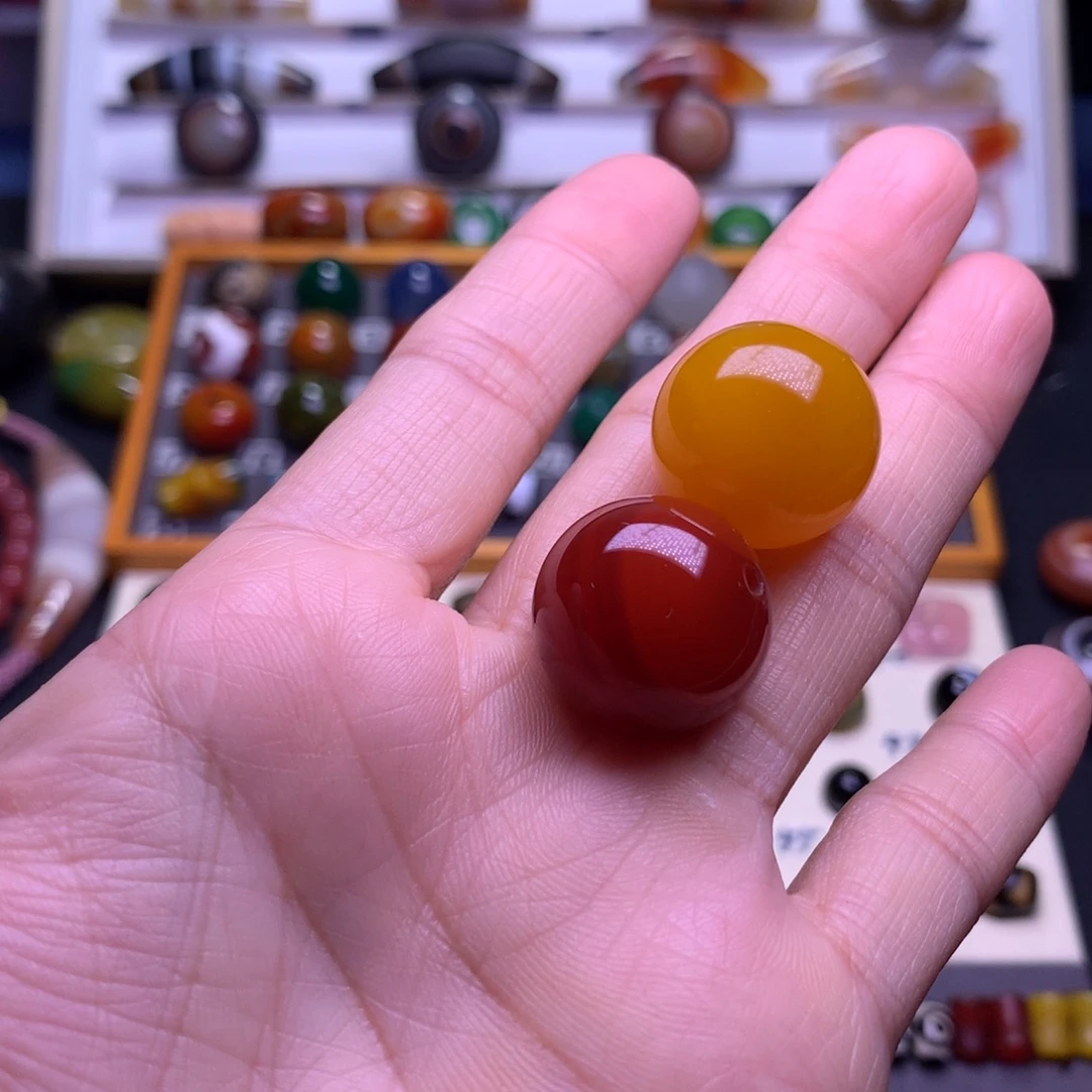 এ***远玛瑙/玉髓未镶嵌颈饰