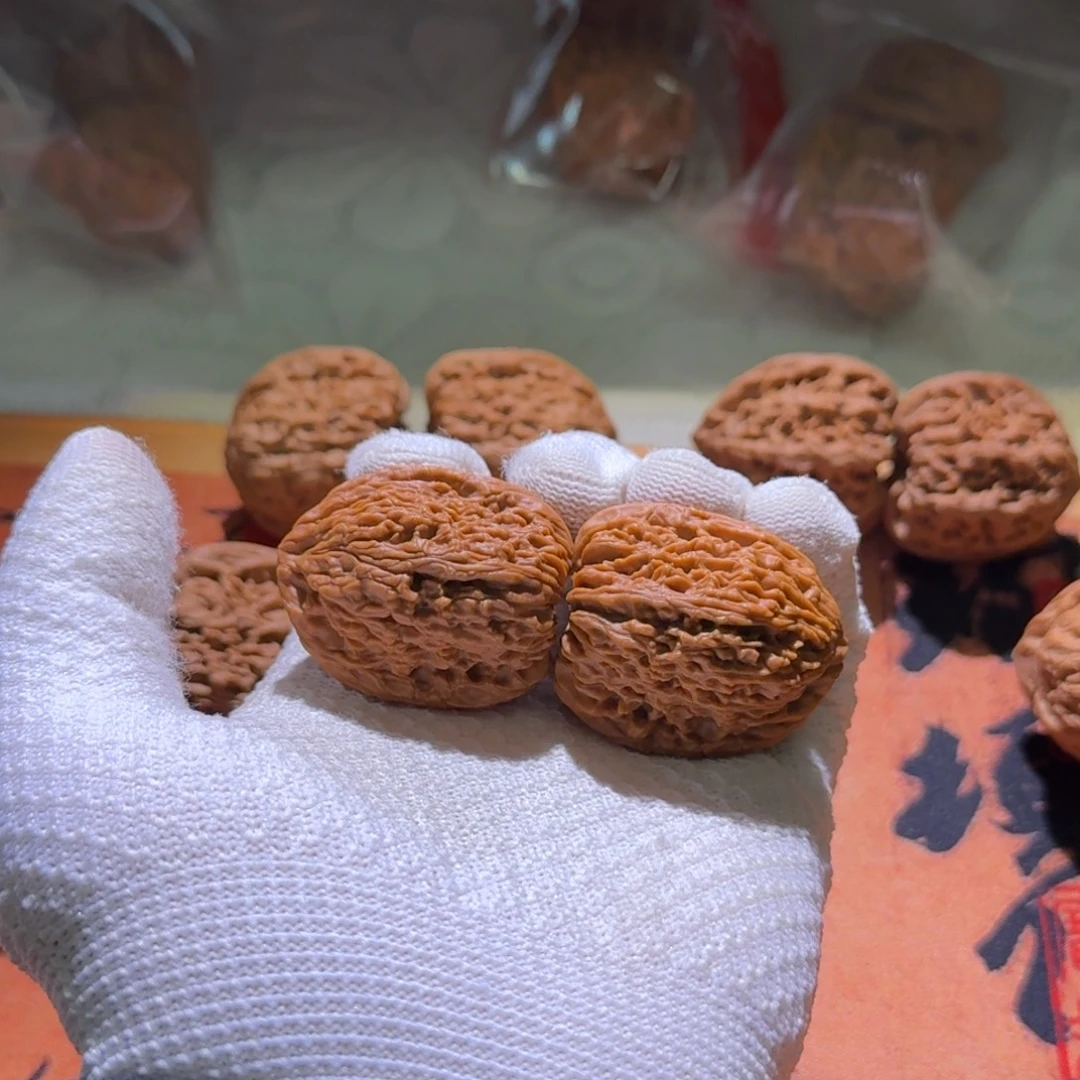 白***予吊坠文玩核桃33南疆石