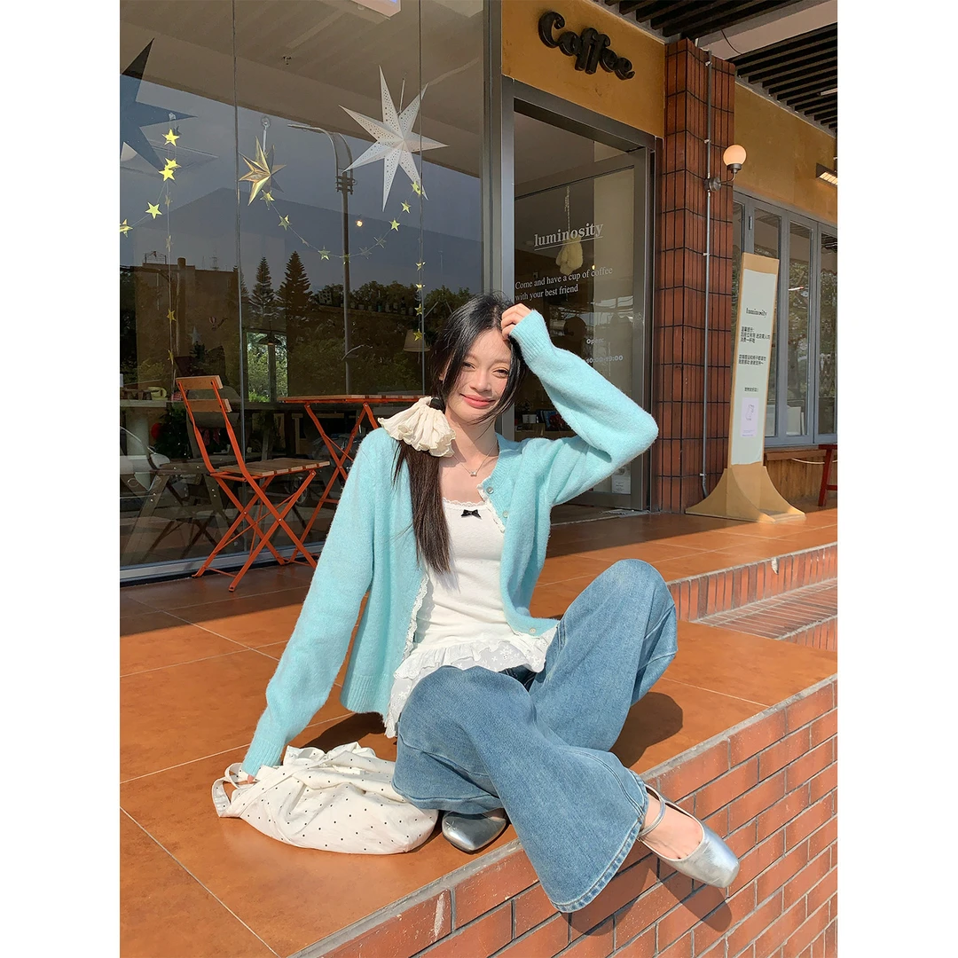 宋正恩1/4 10:00AM上新【韩系柔氧感浅蓝蕾丝边针织开衫】XY0136