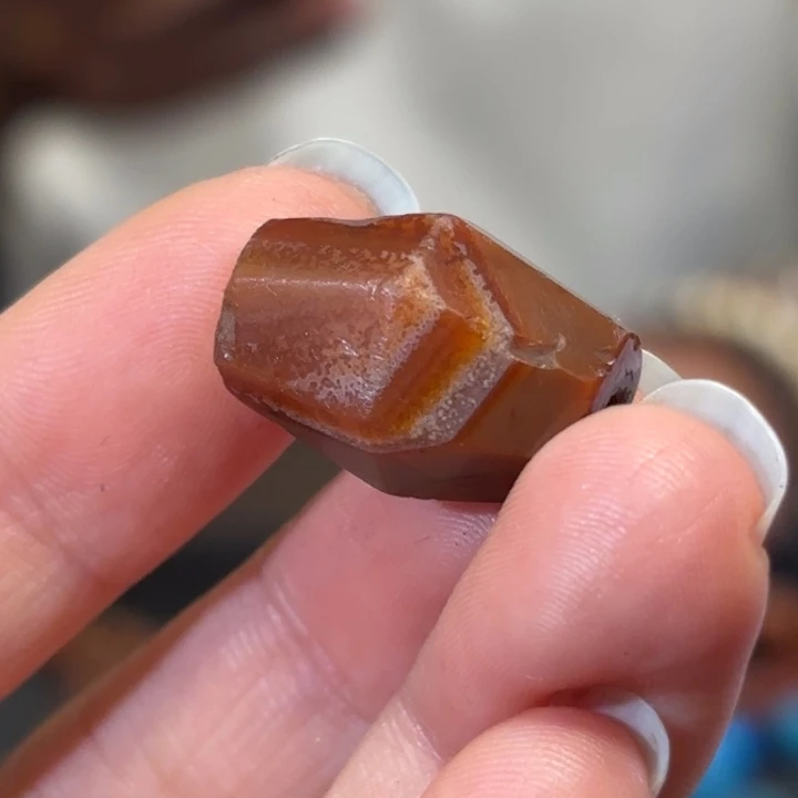 飞***朵未镶嵌颈饰玛瑙/玉髓