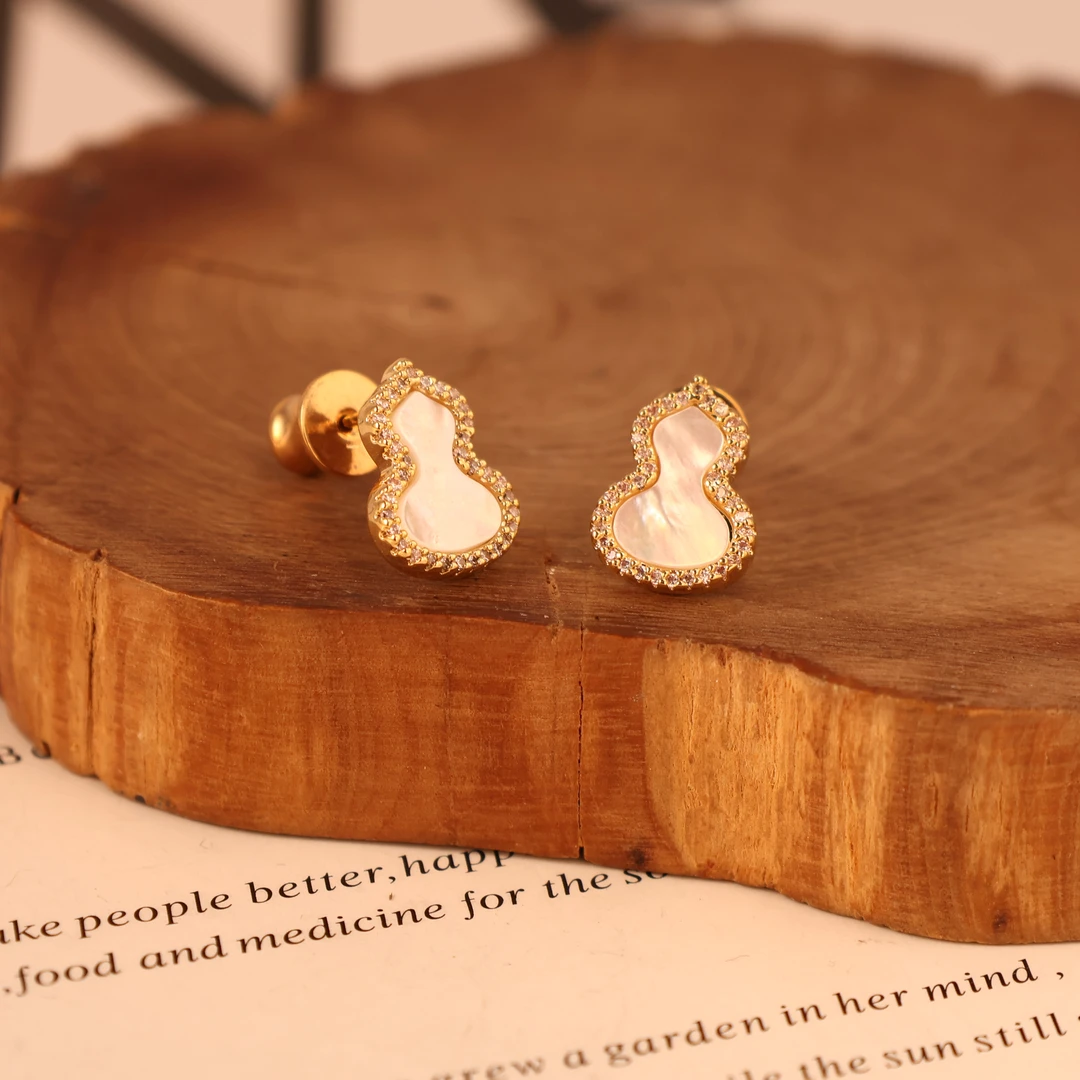 铜合金合成锆石耳饰 设计感简约韩系葫芦耳饰T191