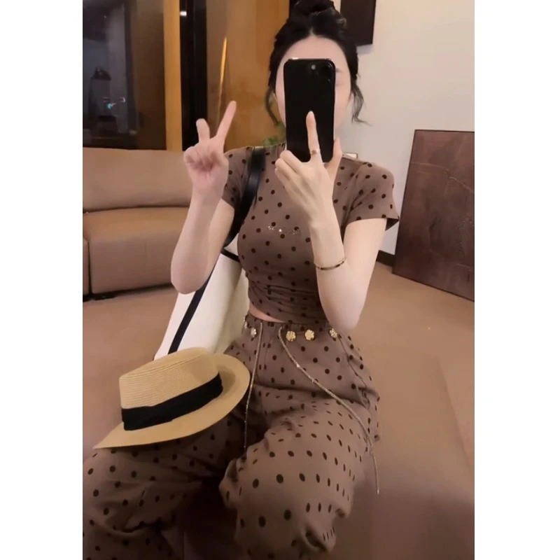 韩国大牌女装收腰时尚洋气烫钻短袖T恤高腰显瘦阔腿裤两件套装