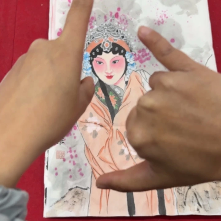 张***詺国画花鸟等图案为一体而成