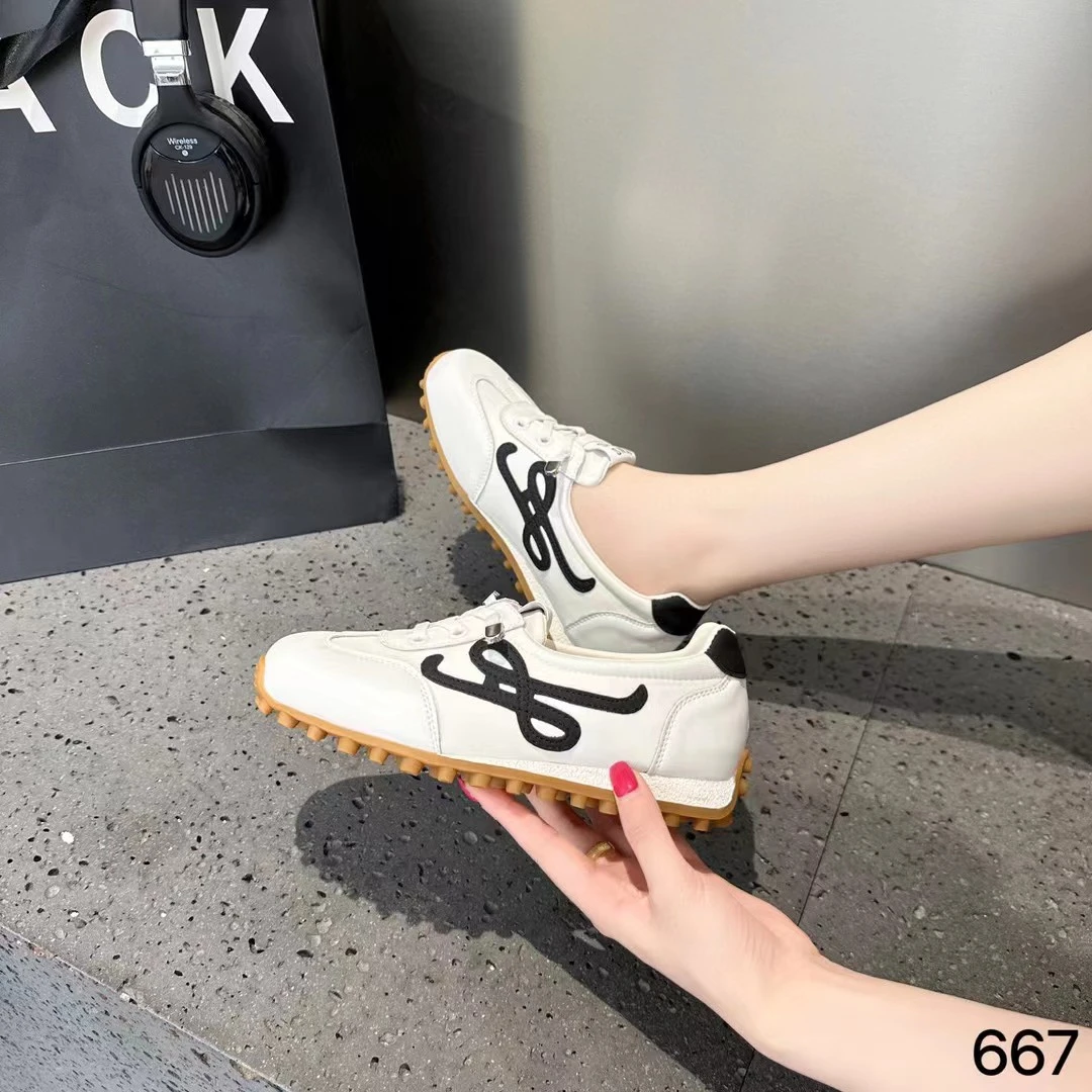 2025夏季爆款真皮女鞋小白鞋运动鞋休闲板鞋低帮百搭舒适休闲板鞋