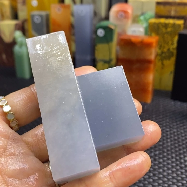 云南石蒙****飞青田石印章石