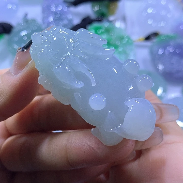 颈饰未镶嵌翡翠天然翡翠A货吊坠