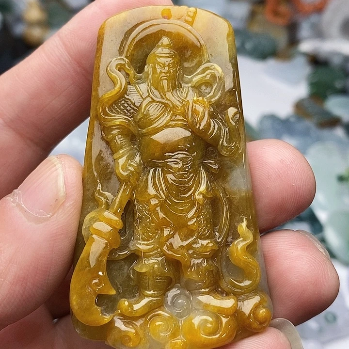 翡翠颈饰未镶嵌关二爷