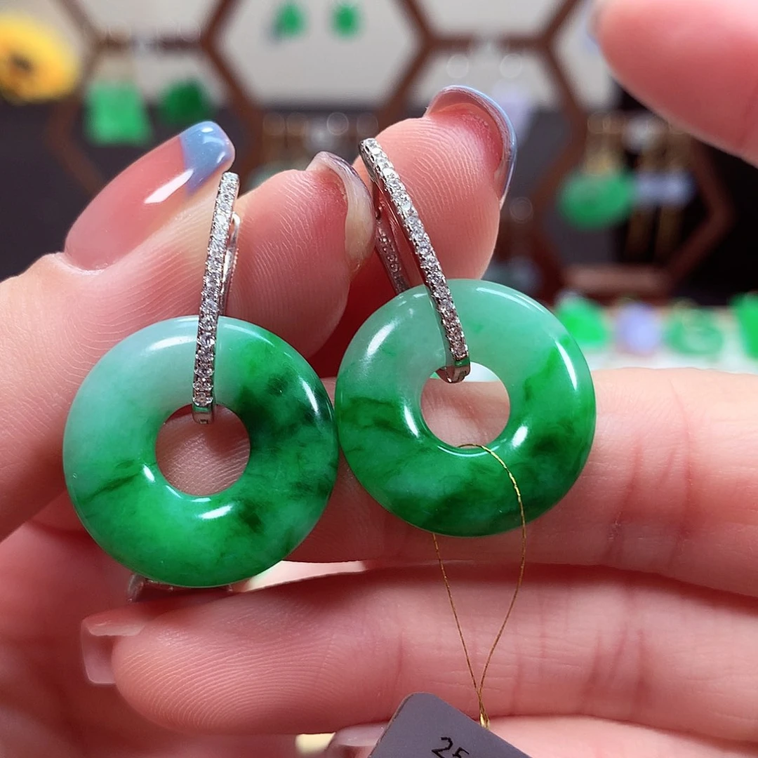 翡翠耳饰18K金镶嵌天然翡翠