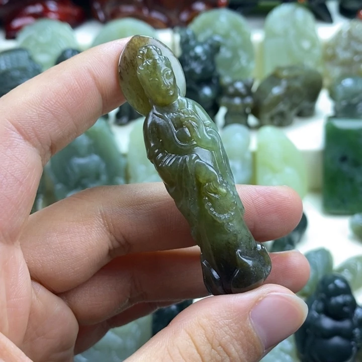 颈饰未镶嵌和田玉
