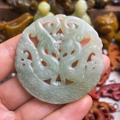蛇纹石玉未镶嵌颈饰93