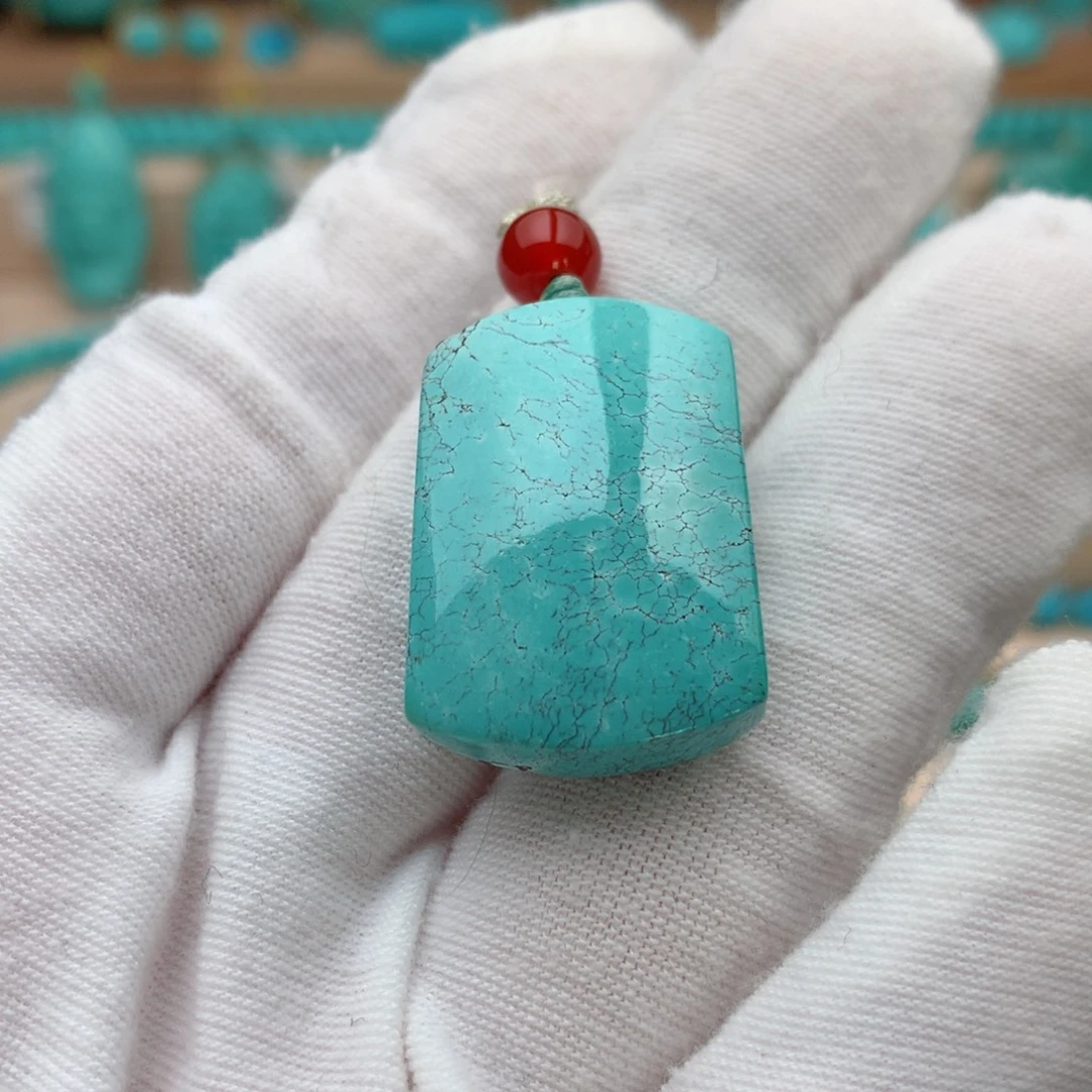 绿松石未镶嵌珠宝奇石10克