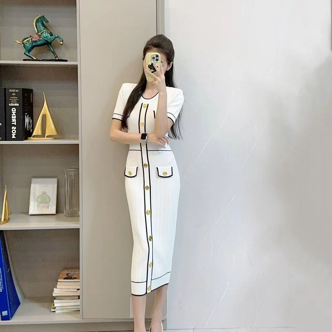 25051新款洋气显瘦轻奢时尚气质名媛针织百搭收腰修身连衣裙