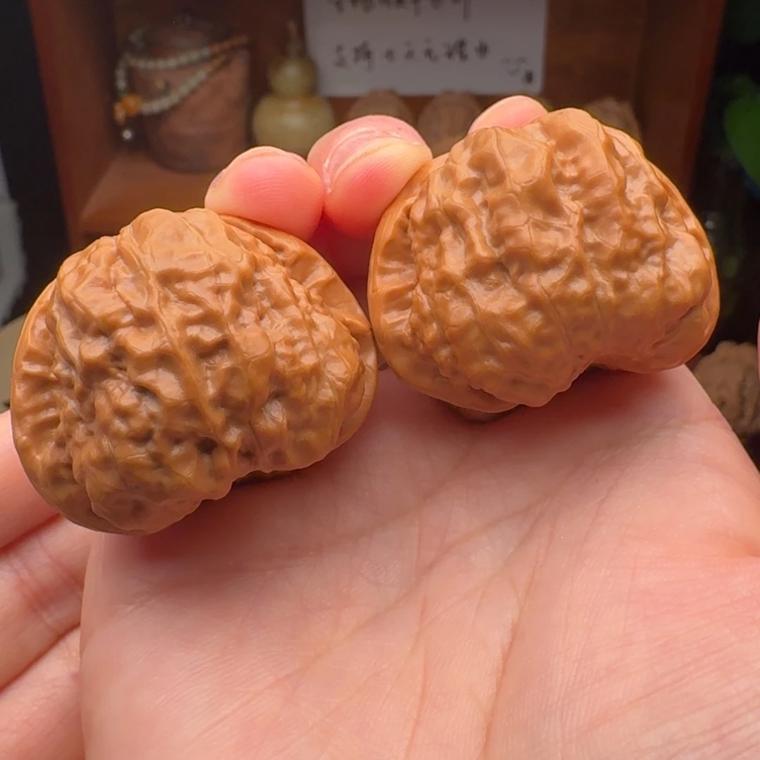 文玩核桃闪购蛤蟆38
