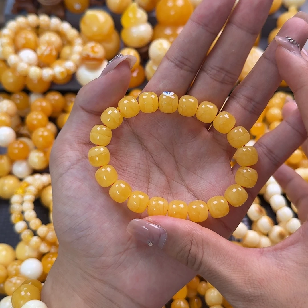 蜜蜡未镶嵌珠宝奇石