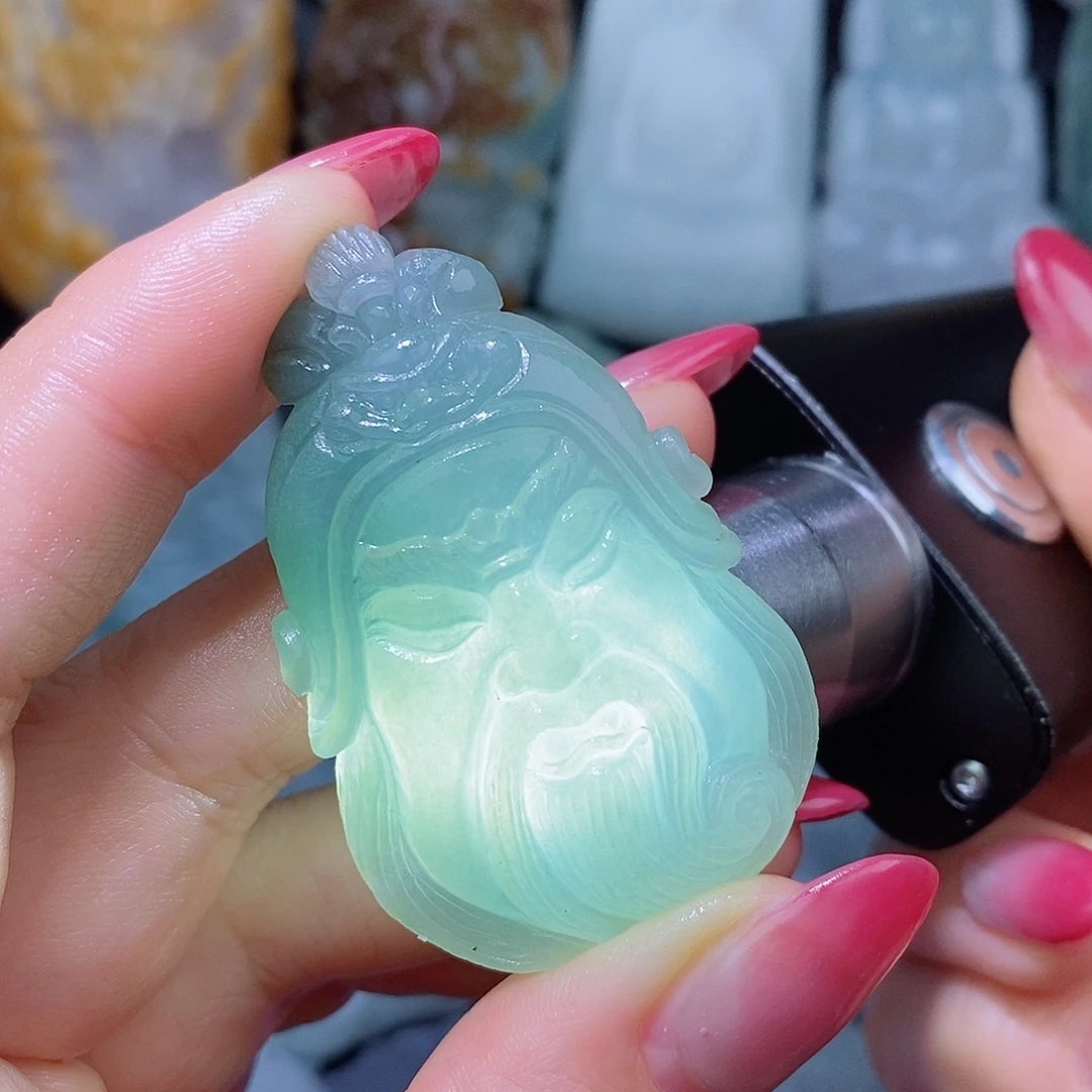 定制翡翠未镶嵌翡翠