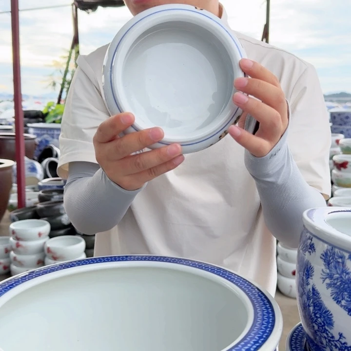 瓷片直径15cm，高度6cm