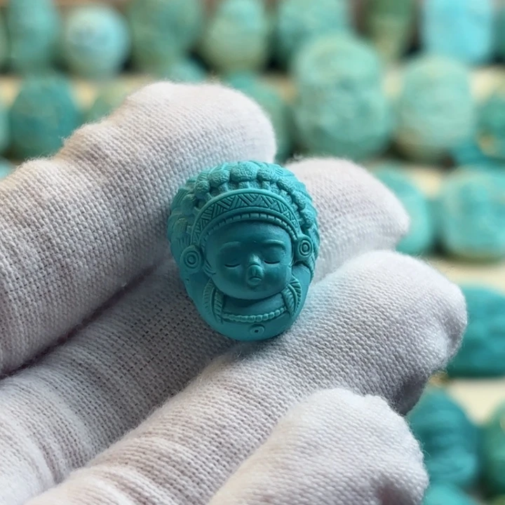 未镶嵌绿松石珠宝奇石