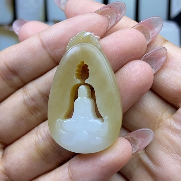 颈饰未镶嵌和田玉