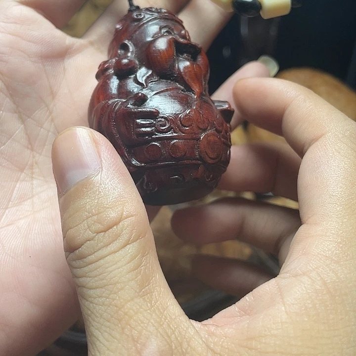 大叶紫檀（黑酸枝木类）