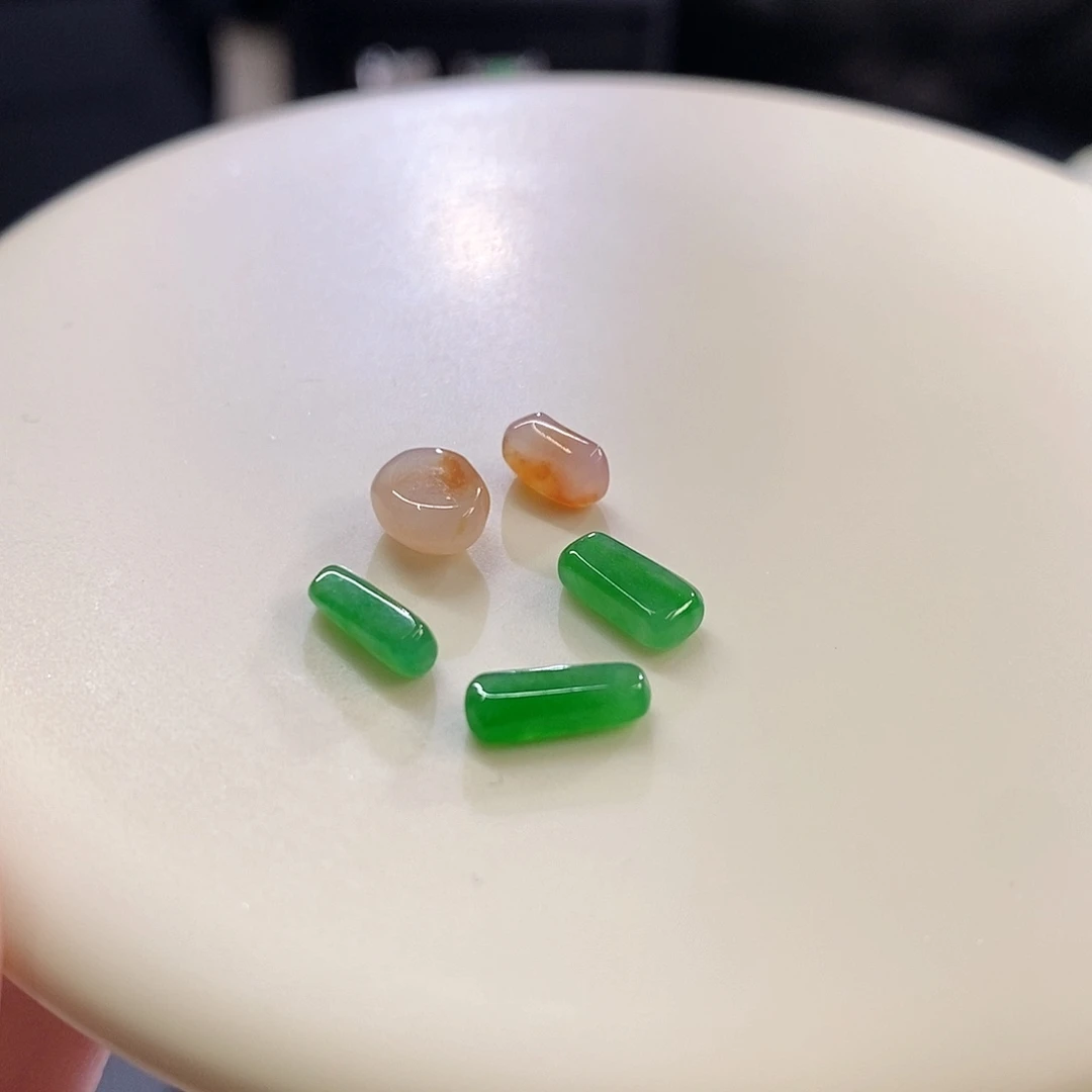 翡翠挂件未镶嵌随行特价