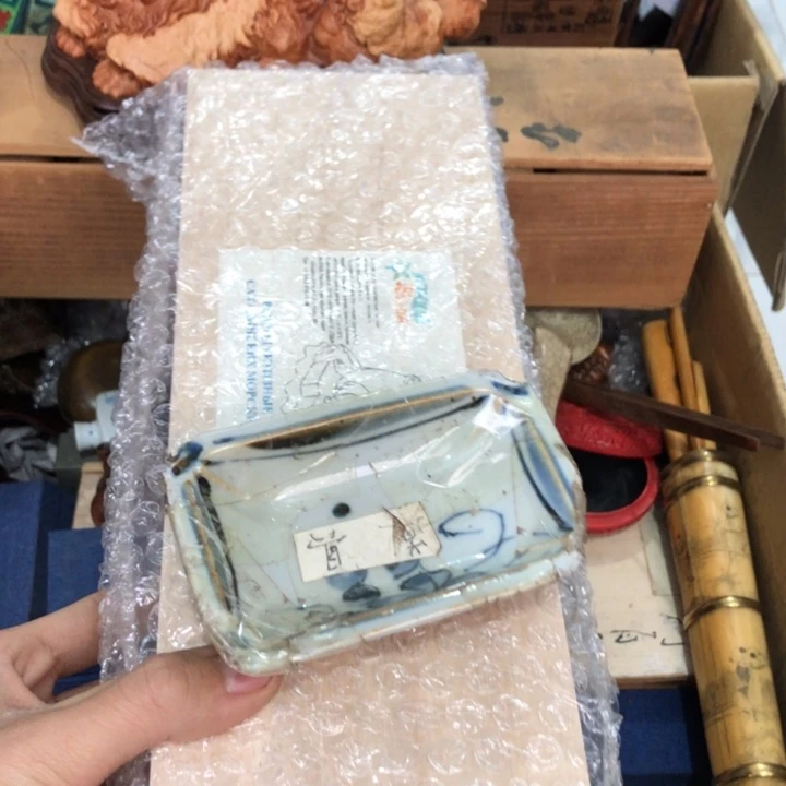 陶瓷孤品单件车里拍@****岸