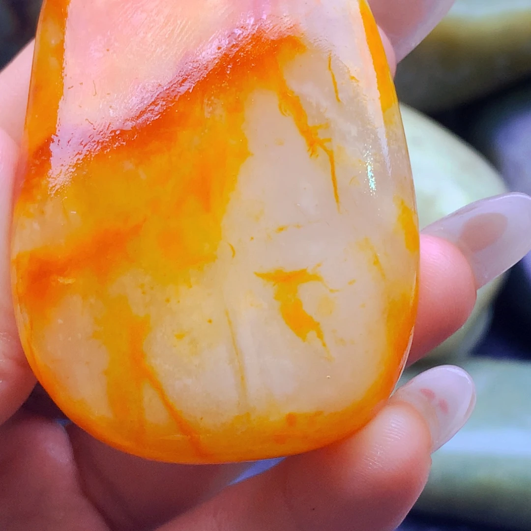 未镶嵌和田玉（糖玉）挂件