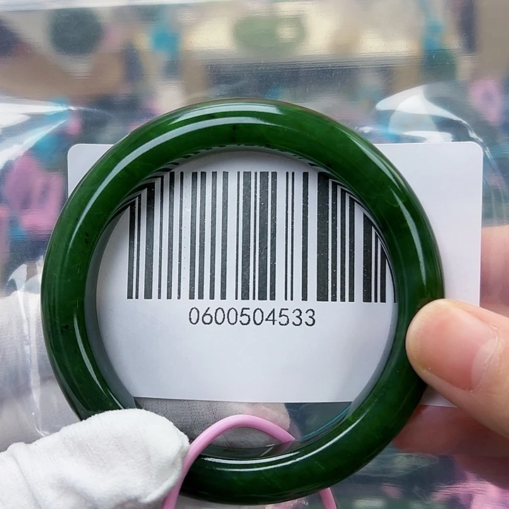 和田玉未镶嵌手镯微瑕5657