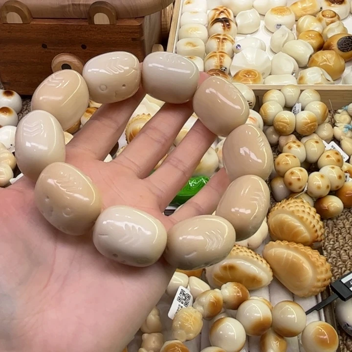 把件菩提根/象牙果12.6.40象牙果糖心年糕猫微瑕