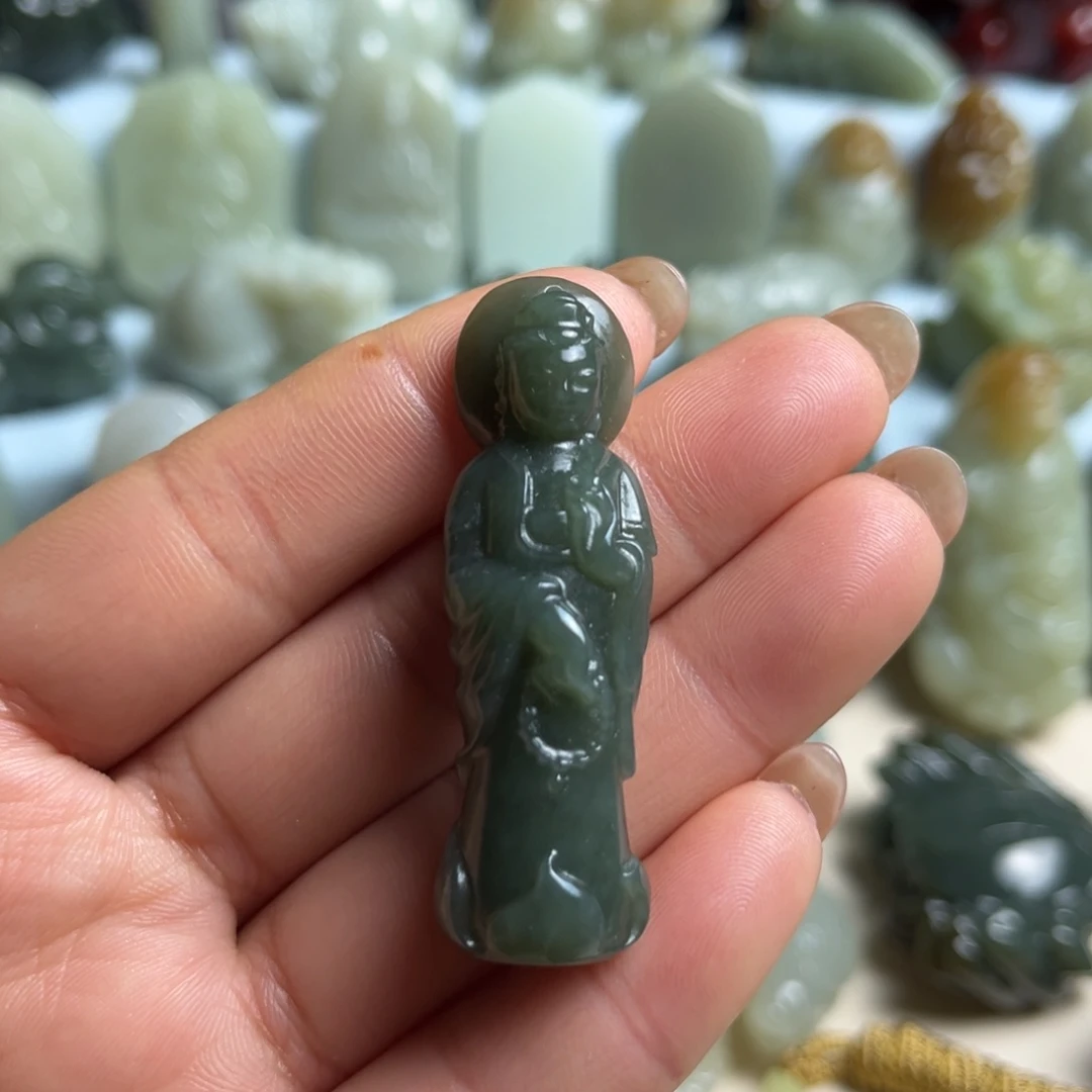 和田玉未镶嵌挂件