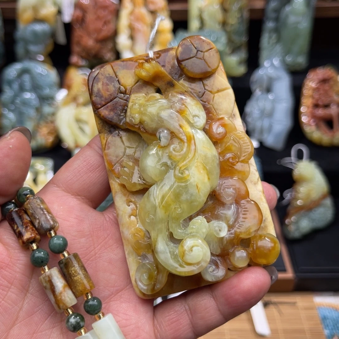 蛇纹石玉未镶嵌吊坠(赠链)