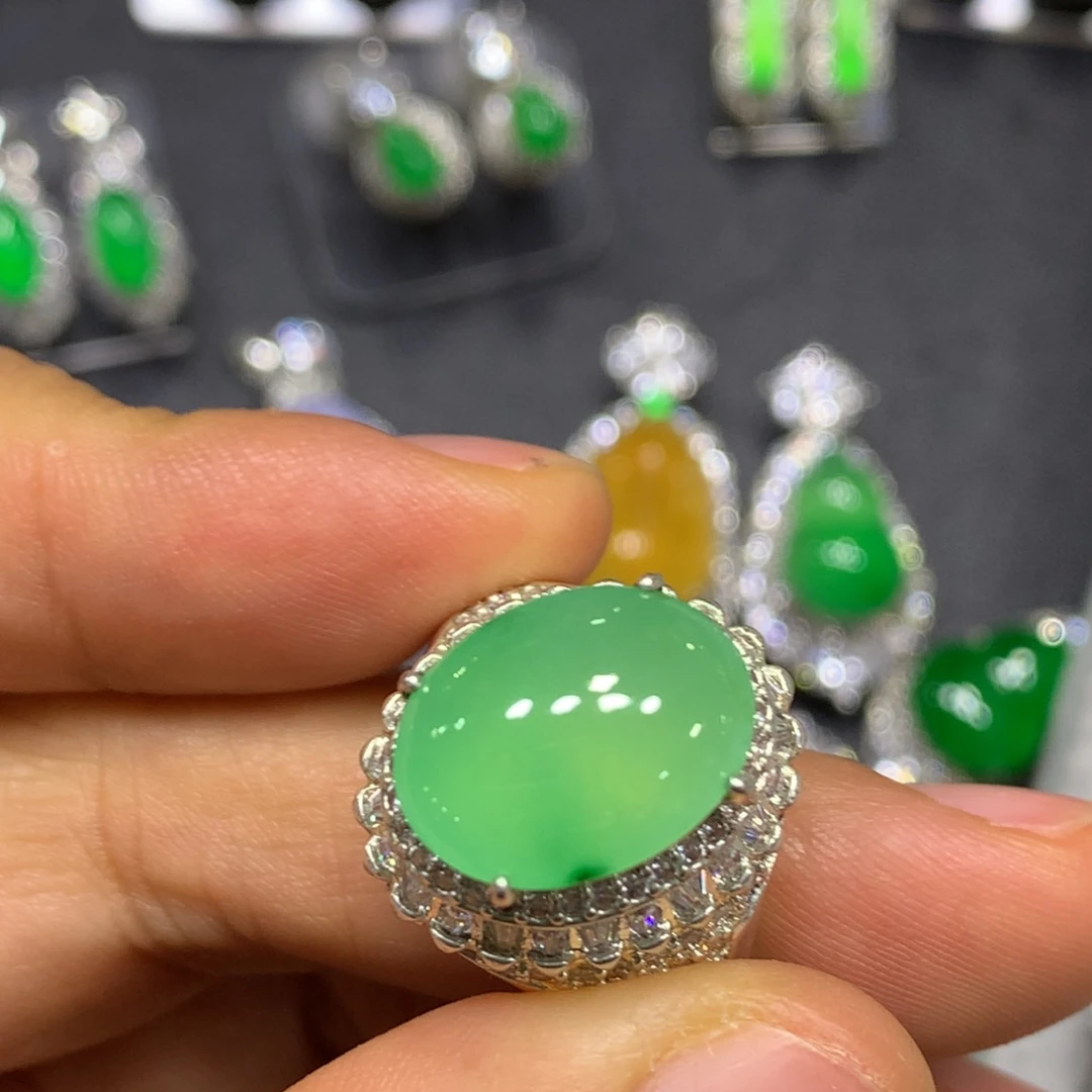 定制翡翠未镶嵌时尚买断不退