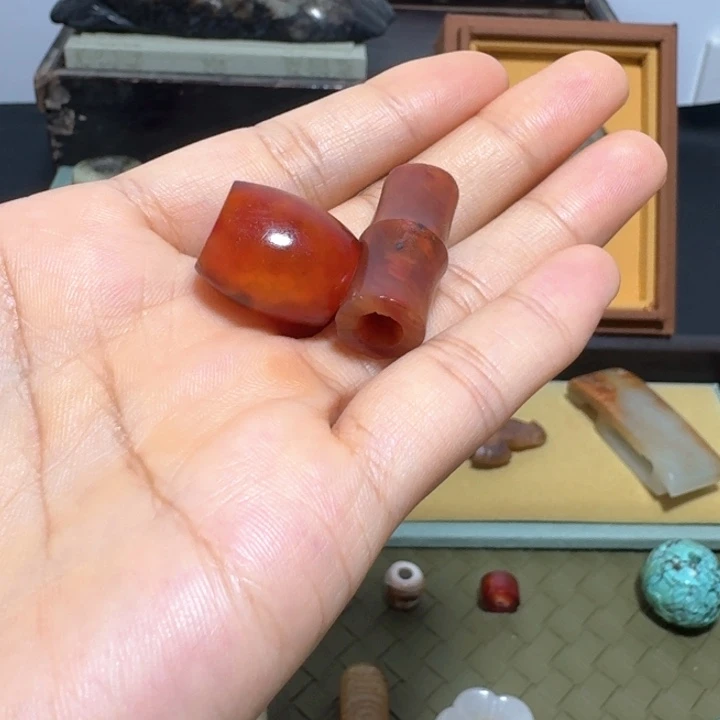 追***者颈饰未镶嵌和田玉