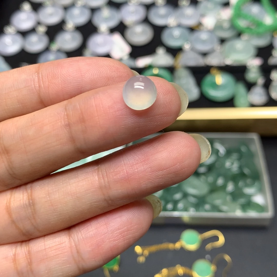 吊坠(不含链)未镶嵌翡翠有纹裂