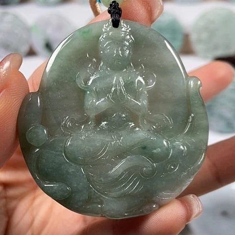 翡翠颈饰未镶嵌普贤菩萨福利
