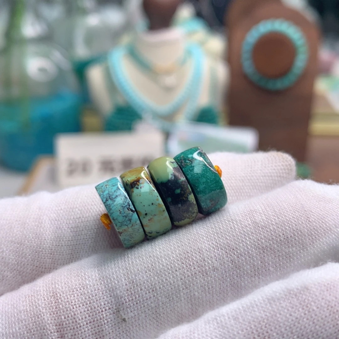 绿松石未镶嵌饰品