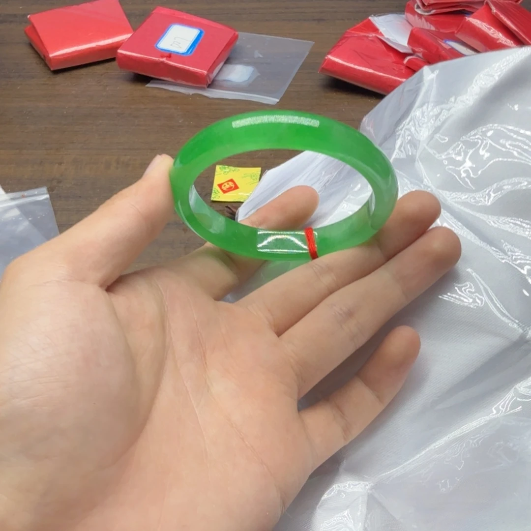 未镶嵌手镯翡翠E22