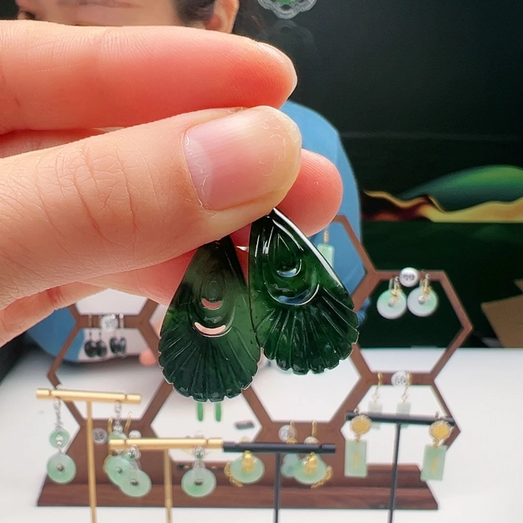 翡翠耳饰银S925镶嵌天然翡翠