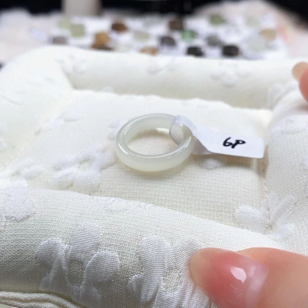 和田玉未镶嵌戒指8冰白小细挑内径17.0