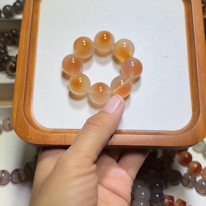心***静玛瑙/玉髓未镶嵌手串