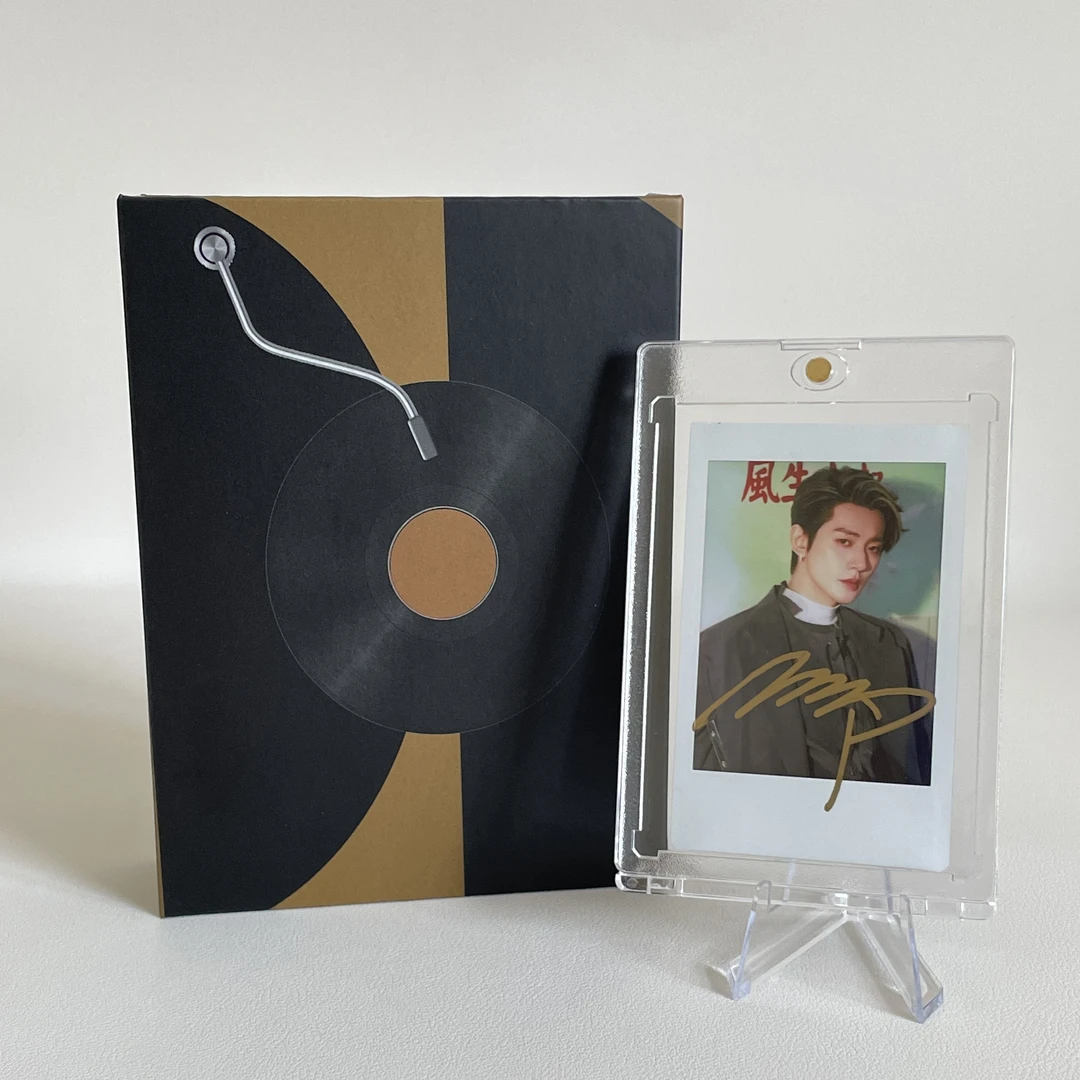 A9955【邓为】白边 正品签名3寸拍立得照片