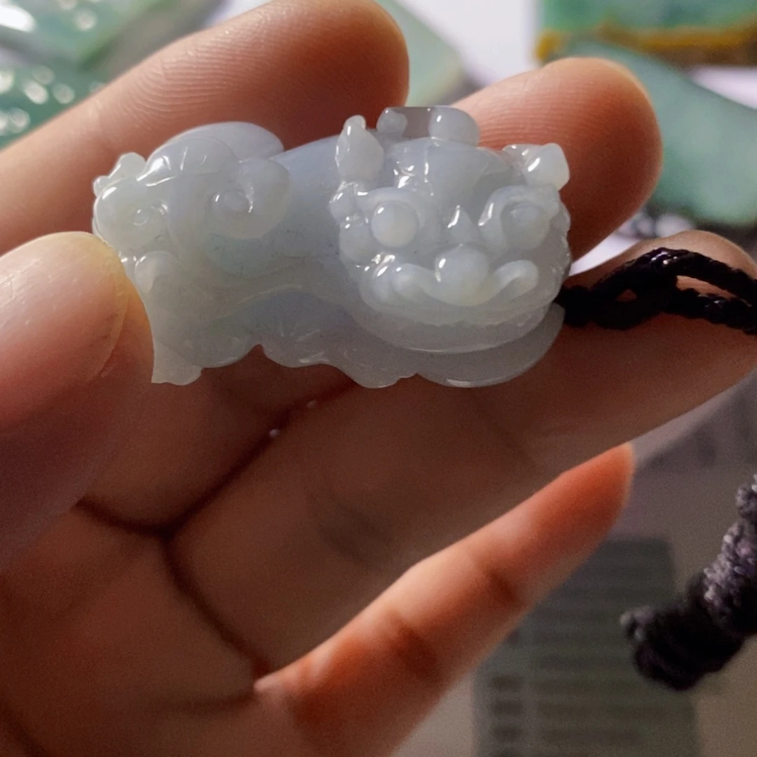 翡翠未镶嵌颈饰翡翠吊坠