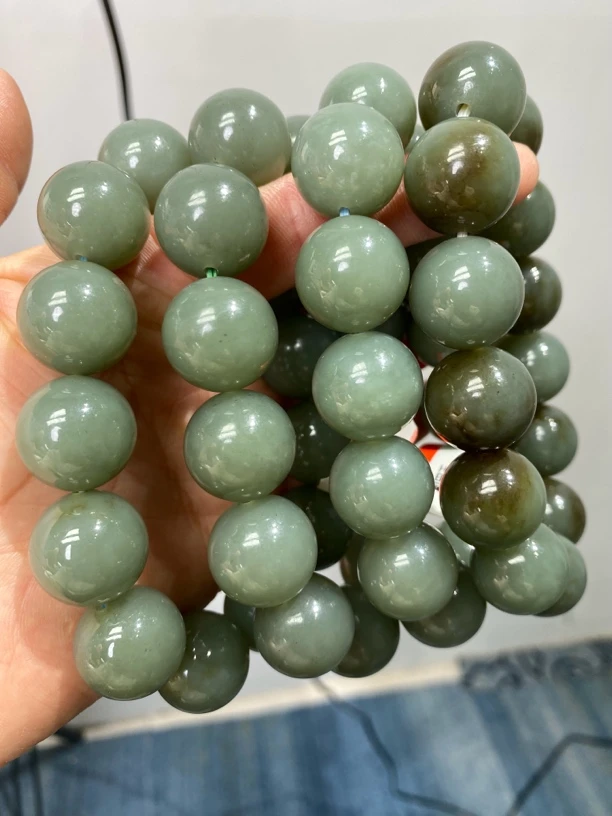 天然和田玉新疆且末料18多样性发货拍一发一