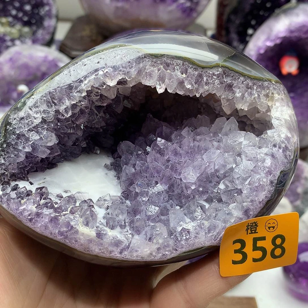 水晶大型摆件（非配饰）未镶嵌