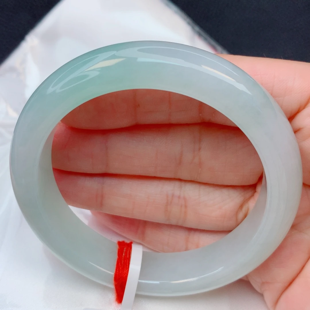 翡翠未镶嵌手镯56.8圈 细糯冰晴水底有棉纹宽镯