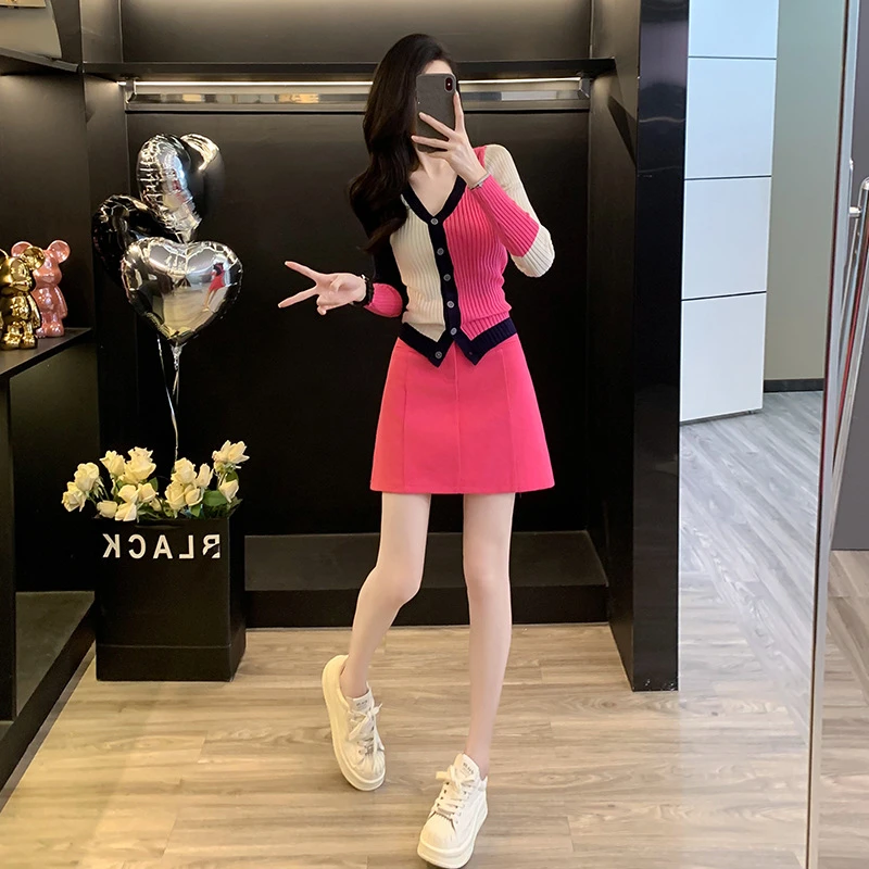 洋气时尚套装女春季穿搭减龄炸街拼色针织衫高腰半身裙两件套装