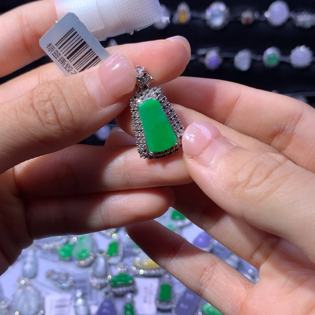 银S925镶嵌翡翠耳饰天然翡翠
